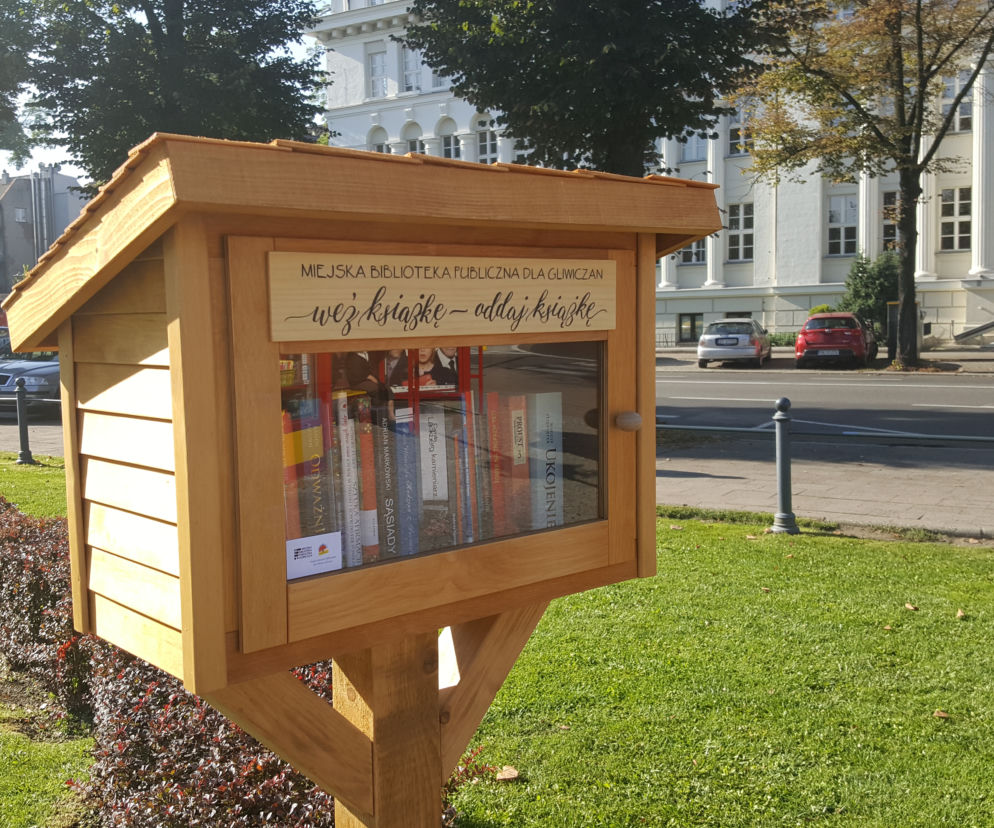 plenerowa biblioteczka w Gliwicach