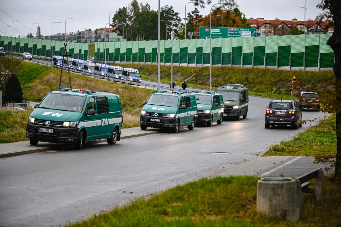 Poszukiwany ojciec zamordowanego Olusia może być uzbrojony. Dodatkowe środki bezpieczeństwa
