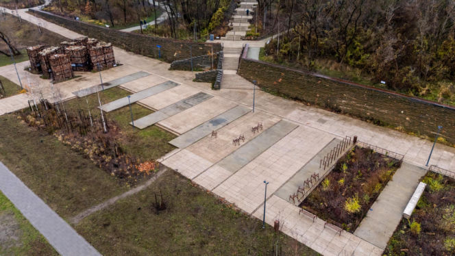 Park Akcji "Burza" w jesiennej odsłonie