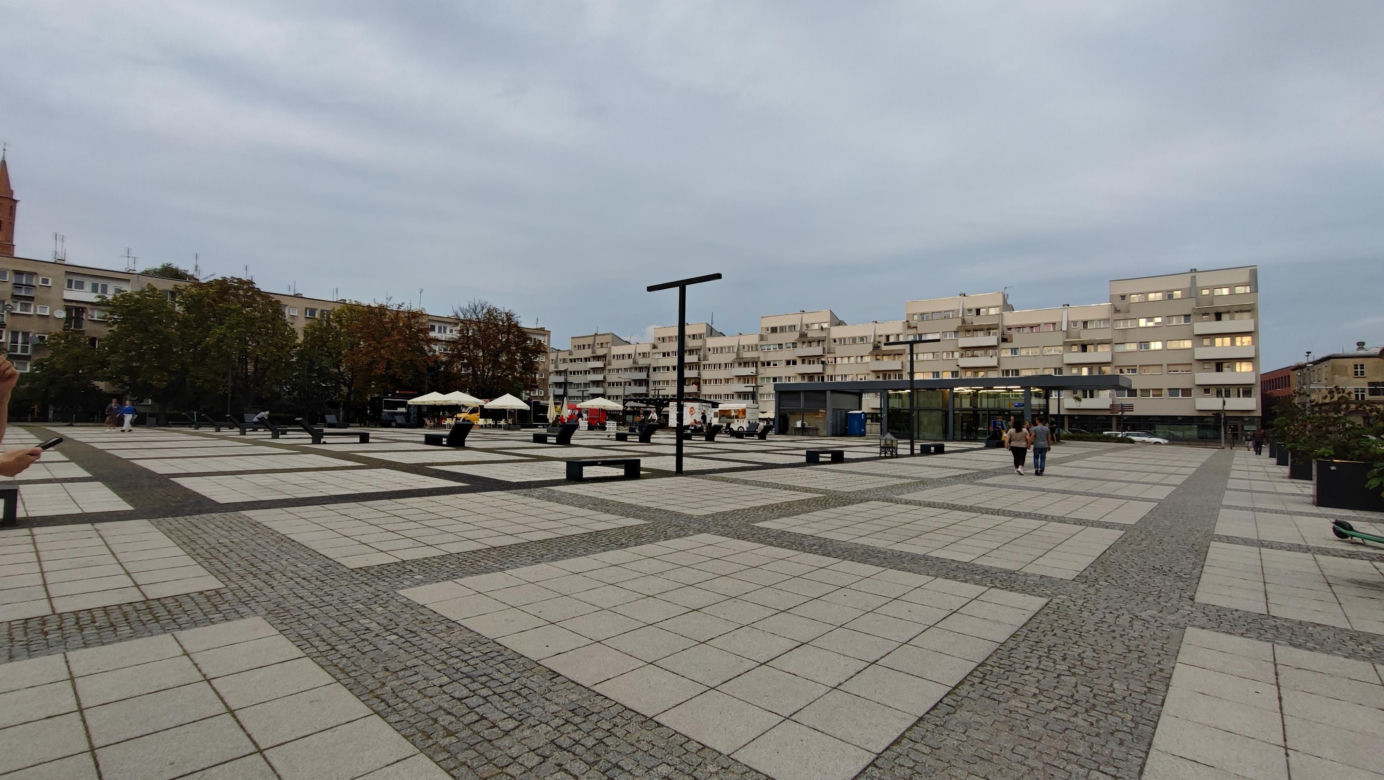 Budynki przy placu Nowy Targ