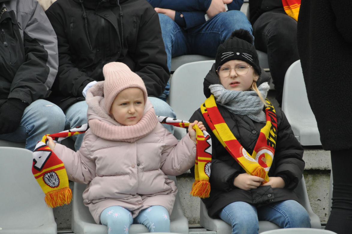 Korona Kielce - Pogoń Szczecin. Zobacz zdjęcia z trybun Suzuki Areny