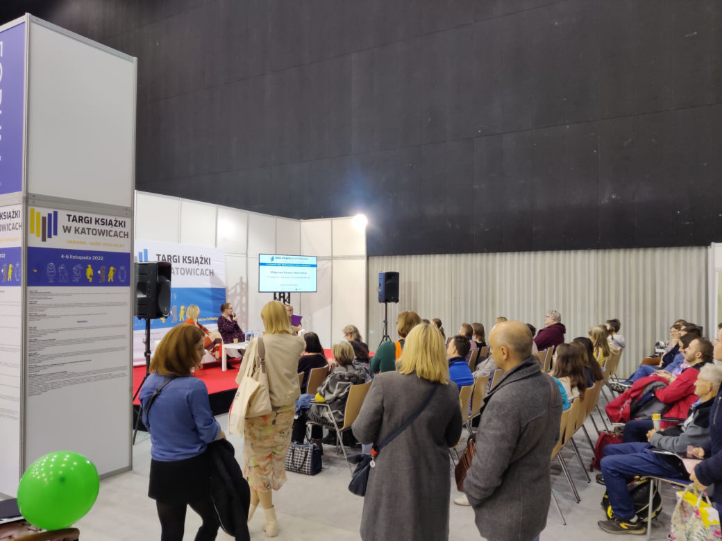 Targi Książki w Katowicach 2022. Rozpoznajesz się na zdjęciach?