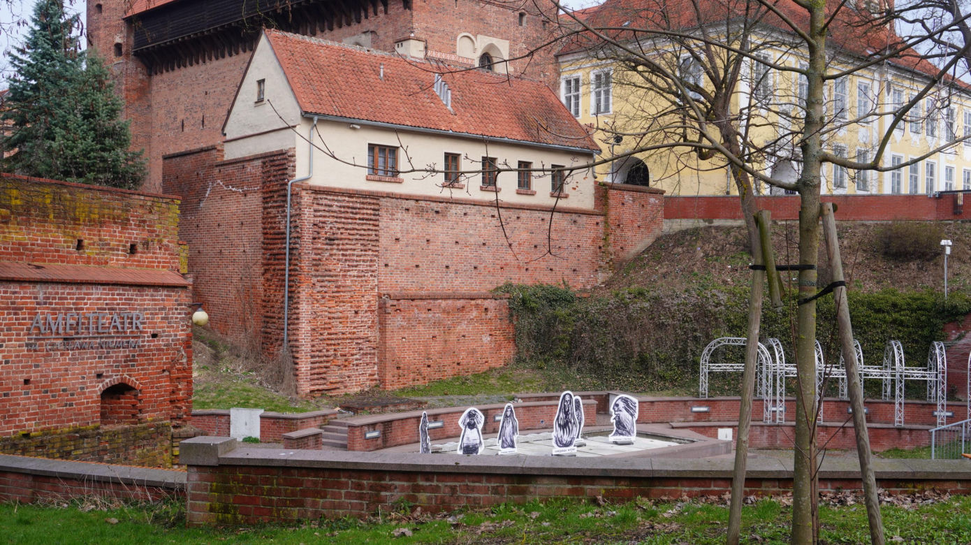W Olsztynie były trzy bramy obronne. Z niektórych pozostały tylko ruiny