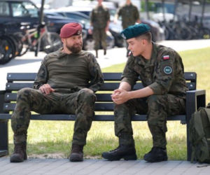 M jak miłość odc. 1898. Janek Winiar (Jakub Sirko), Michał Winiar ( Tomasz Rożniatowski)