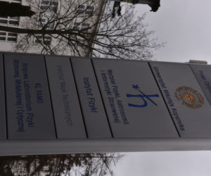 Afera na UMK w Toruniu. Profesor z Wydziału Fizyki, Astronomii i Informatyki Stosowanej podsłuchiwał studentów?