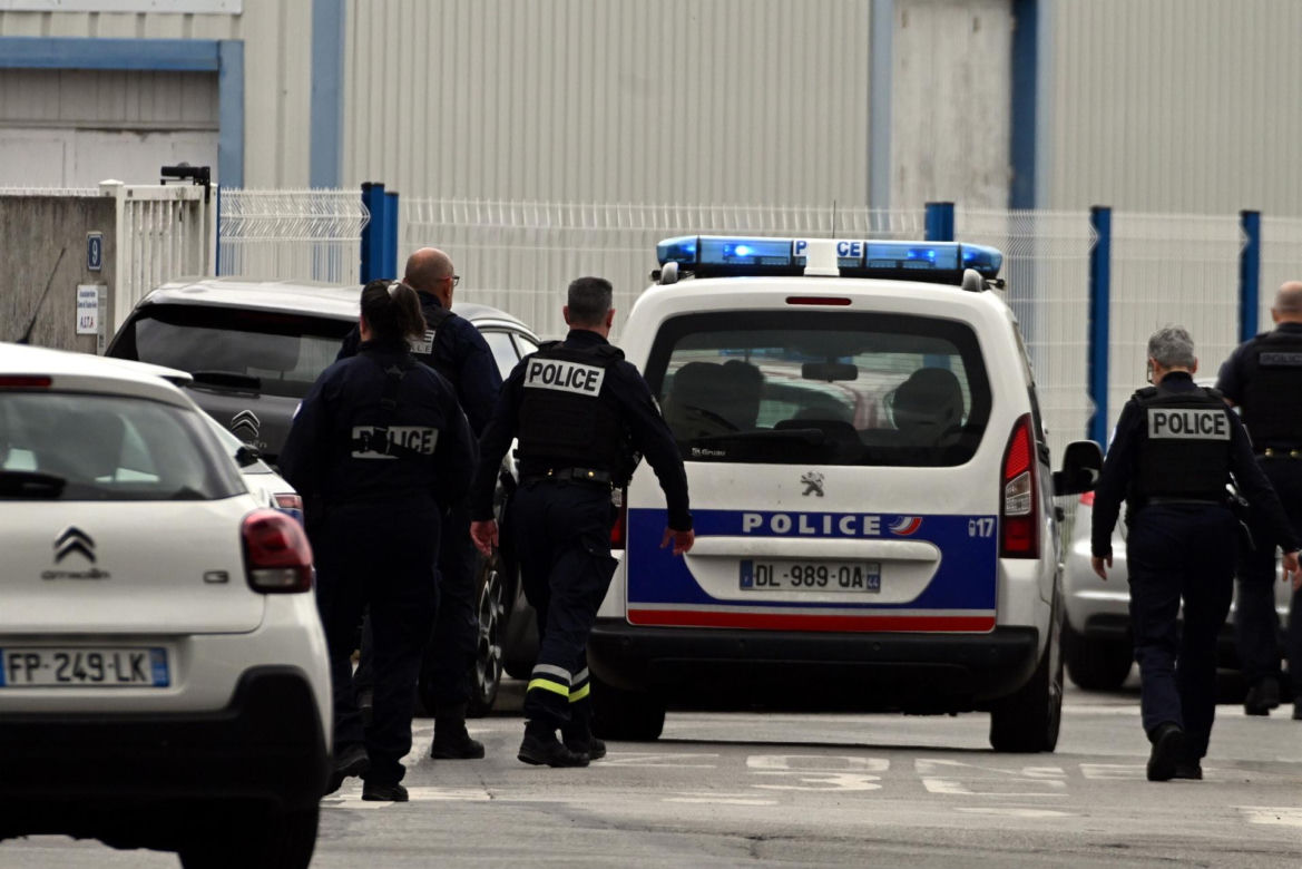 Atak nożownika w szkole we Francji