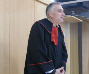Skatowany i przypalany 6-letni Maksio umierał w męczarniach. „Zamiast domu urządzono mu salę tortur”