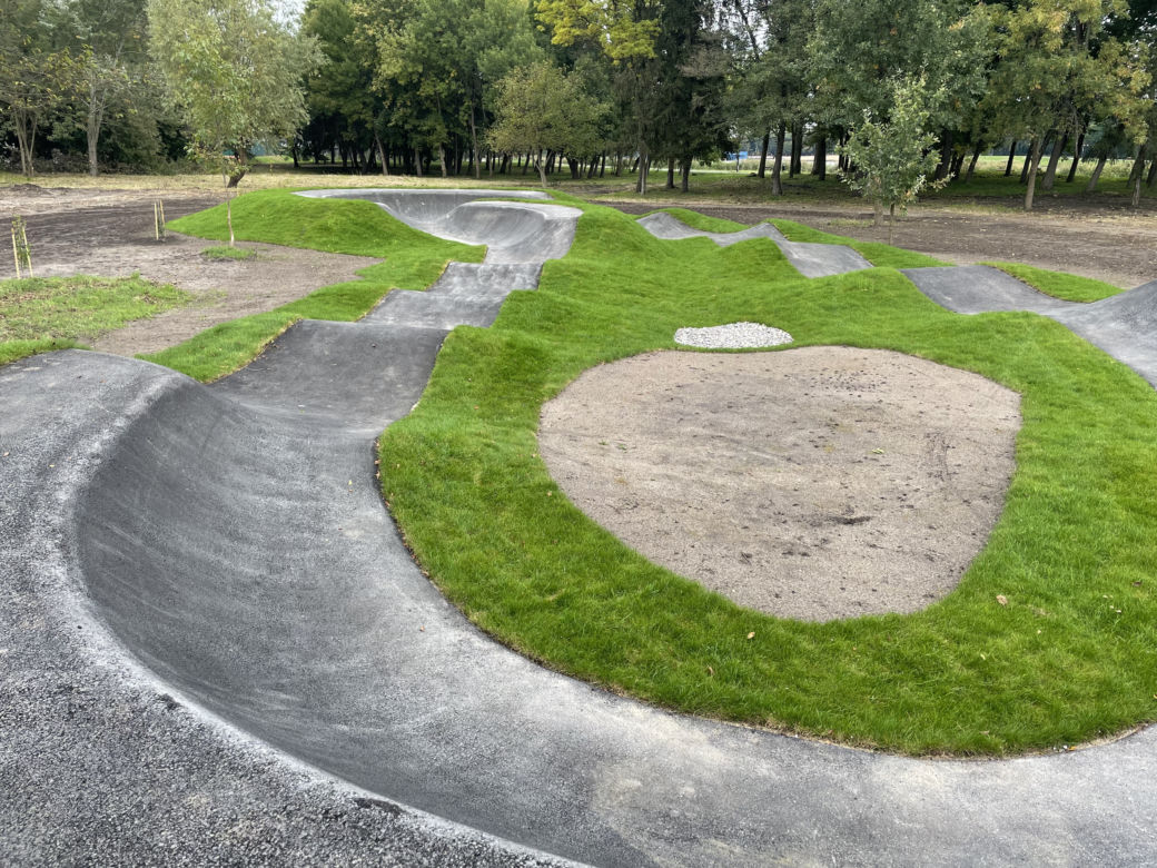 Pierwszy w Radomiu tor pumptrackowy powstał na Borkach