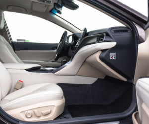 Toyota Camry 2.5 Hybrid 218 KM e-CVT Executive + VIP