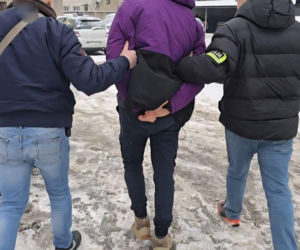 Brat zabił brata nożem, a potem uciekł. Gigantyczna obława. Ścigało go blisko 150 policjantów!