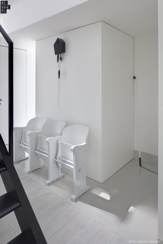 Czarno-białe wnętrze apartamentu