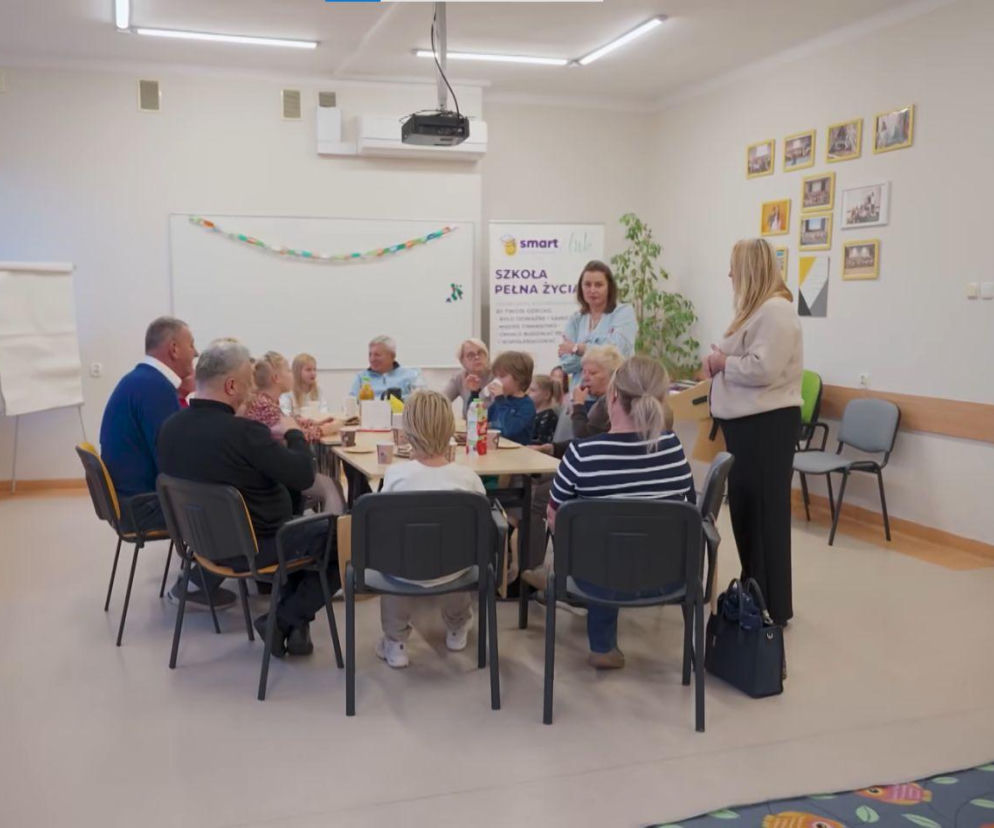 Projekt „Głos Pokoleń” połączył dzieci, młodzież i seniorów. Film, wzruszenia i żywe świadectwo, że relacje mają moc