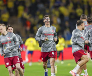 Robert Lewandowski w czarnej masce