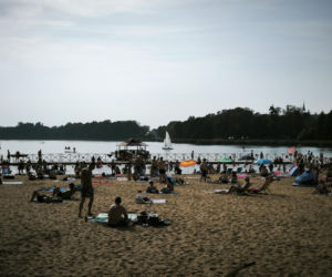 Szersza plaża i nowa gastronomia w Osiecznej