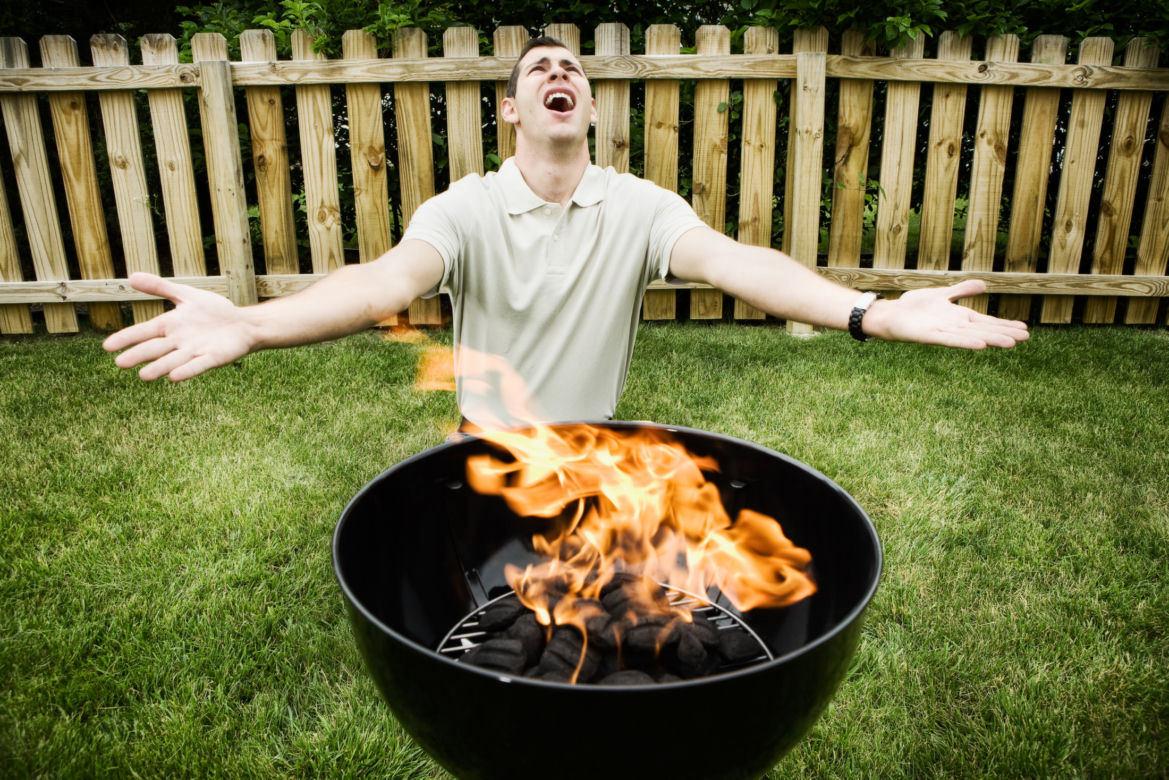Miejsce III – grill tradycyjny, ale z pokrywą: cena od 70 do 8500 (za ceramiczny)