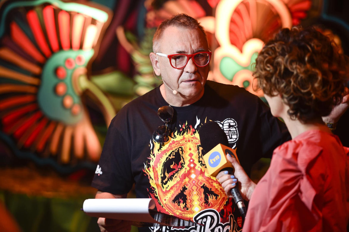 Jerzy Owsiak na przestrzeni lat. Tak zmieniał się jego charakterystyczny wizerunek