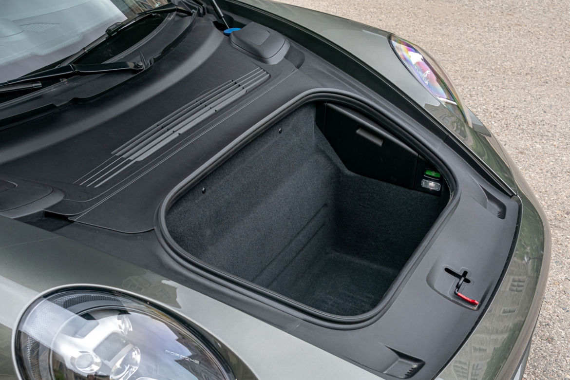 Porsche 911 Carrera