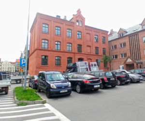 Biblioteka przy placu Matki Teresy z Kalkuty