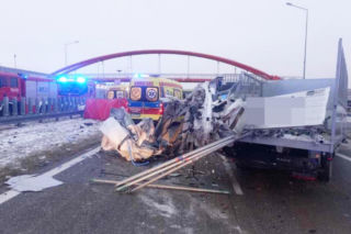 Chojny. Śmiertelny wypadek na S8. Cztery osoby nie żyją [ZDJĘCIA].