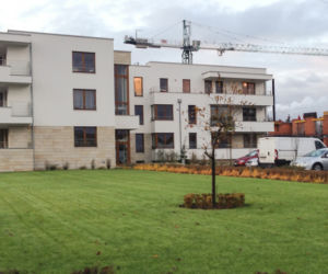 Żmuda-Trzebiatowska wije gniazdko za 900 tysięcy