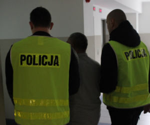 Akcja toruńskiej policji na Rubinkowie - zatrzymany usłyszał 57 zarzutów