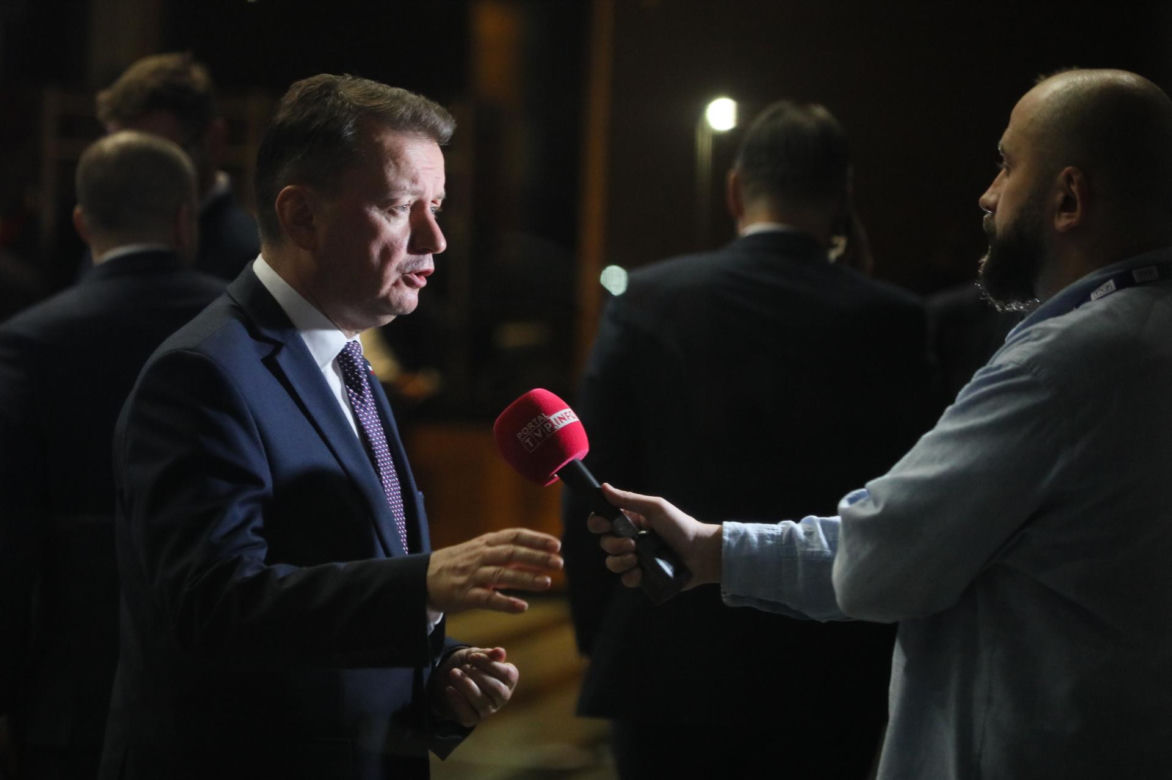 Politycy PiS w TVP. Tak bronią mediów