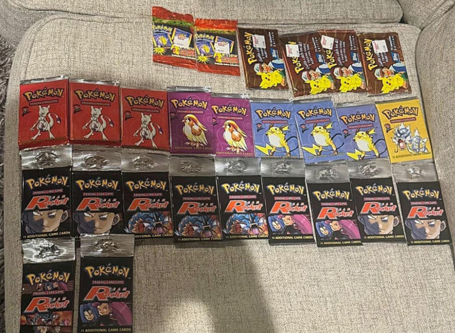 Babcia przez lata chowała karty do gry w Pokemona. Okazały się warte fortunę