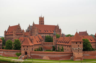 Zamek Malbork. Ile hektarów zajmuje krzyżacka twierdza?