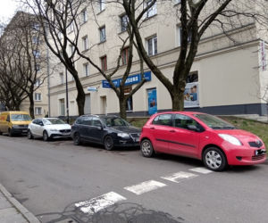 Tak się parkuje na Koszutce. Mieszkańcy mają dość