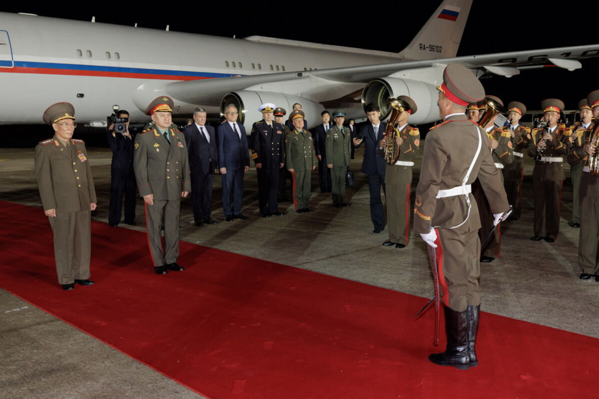 Kim rozwinął czerwony dywan dla Putina