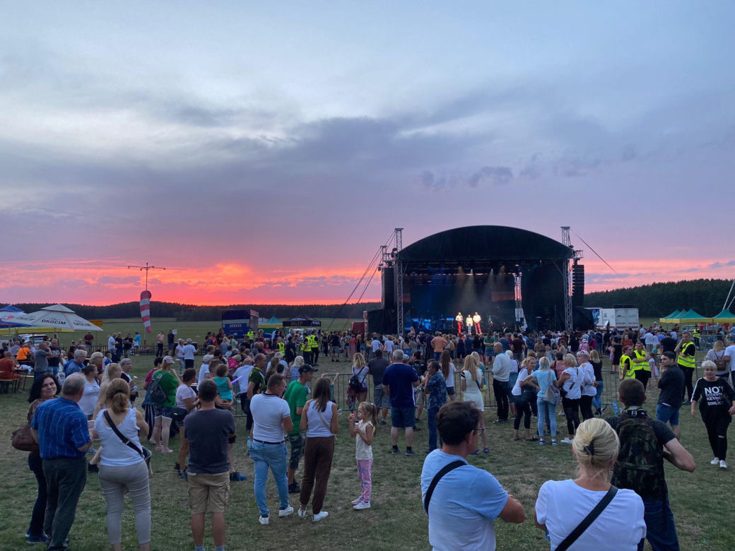 Święto Dzielnicy Nowe Miasto w Zielonej Górze Przylepie. Koncert zagrał Golec uOrkiestra