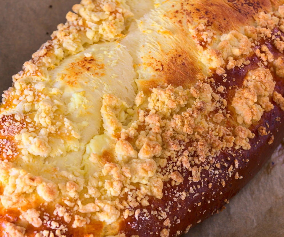 Sekret śląskich gospodyń. Tego ciasta się nie wałkuje, tylko wyrywa. Poznaj przepis na pyszny Wyrwaniec!