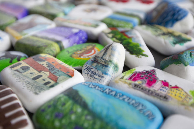 Znalazłeś kamień w Krakowie? To może być zaproszenie na Warmię i Mazury