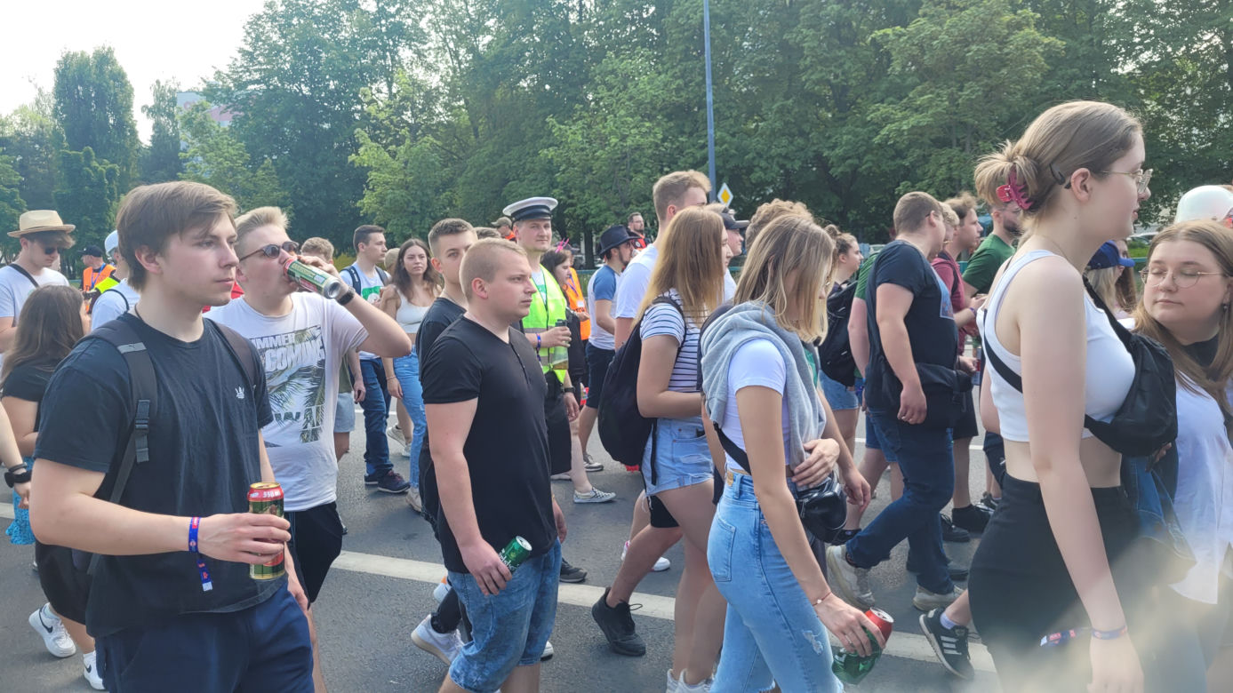 Kortowiadę czas zacząć! Kolorowa Parada Wydziałów przeszła ulicami Olsztyna [ZDJĘCIA]