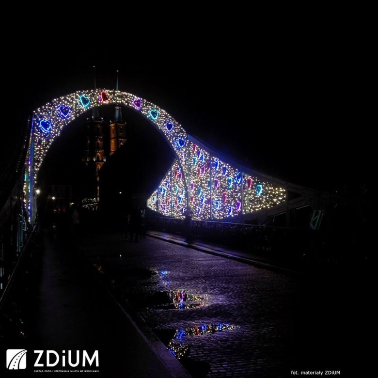 Świąteczne iluminacje na wrocławskich ulicach