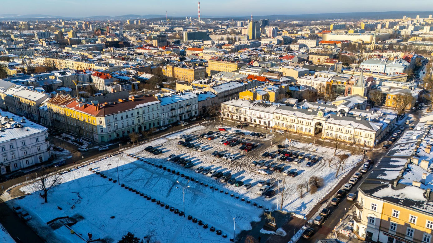 Plac Wolności w Kielcach przed przebudową