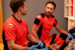 Na sygnale odcinek 810: streszczenie. Wirtuoz saksofonu z Hiszpanii próbuje oczarować Basię