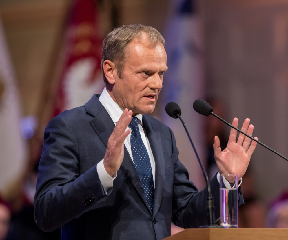 Tusk ruszył w Polskę