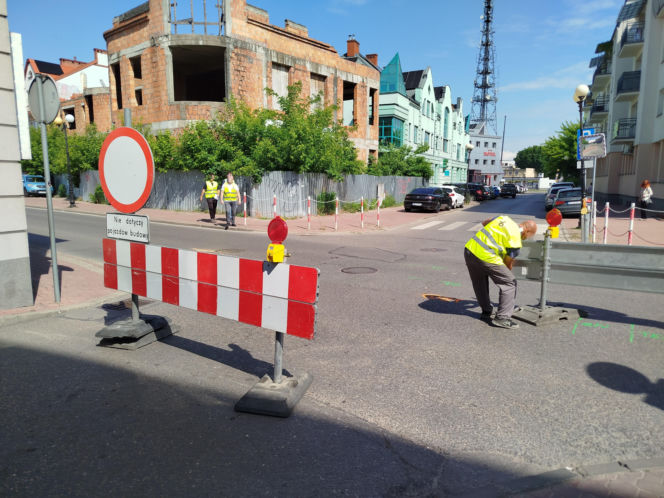 Od 1 czerwca roboty i utrudnienia na ul. Biskupa Świrskiego w Siedlcach! Fragment drogi został zamknięty dla ruchu