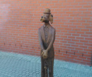 Pomnik Ferdynanda Wspaniałego odsłonięto przed Galerią Łódzką