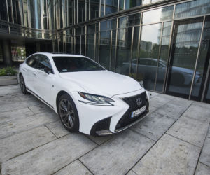 Lexus LS500h F-Sport