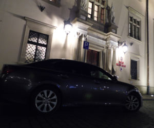 Taką FURĄ jeździ prezydent Krakowa