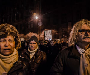 Nie mów mi, co mam robić. Protest kobiet w Krakowie [GALERIA ZDJĘĆ, AUDIO]
