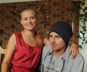 RANCZO 7 sezon. Klaudia (Marta Chodorowska), Łukasz (Bartłomiej Magdziarz)