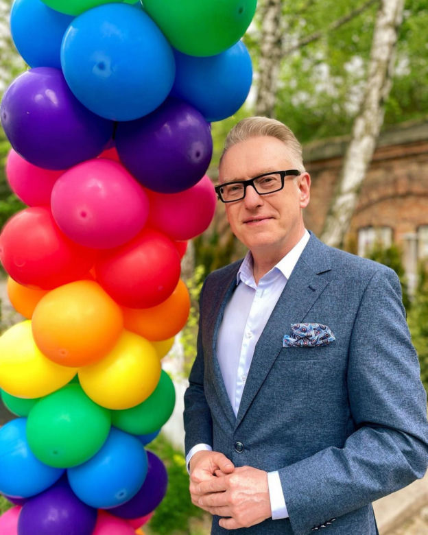 Michał Tracz z "Faktów" TVN wziął gejowski ślub