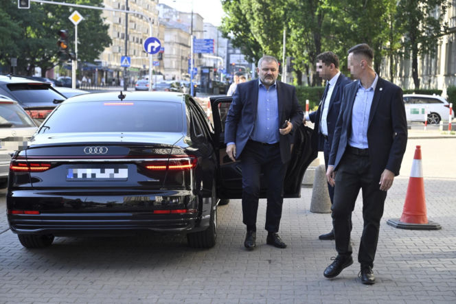 Tusk wezwał na dywanik KO