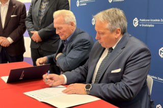 Publiczna Uczelnia Zawodowa ma nowy budynek. Są kontrowersje wokół jego przekazania 