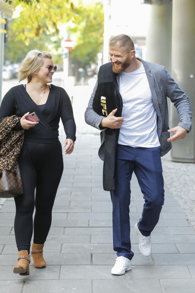 Jan Błachowicz z partnerką i synem