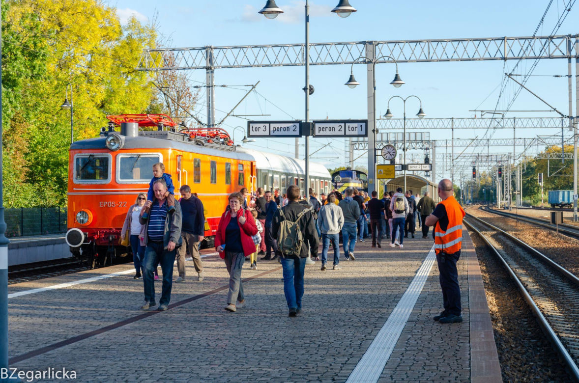 Wystawa zabytkowego taboru kolejowego we Wrocławiu. Pociągi retro będzie można zobaczyć za darmo