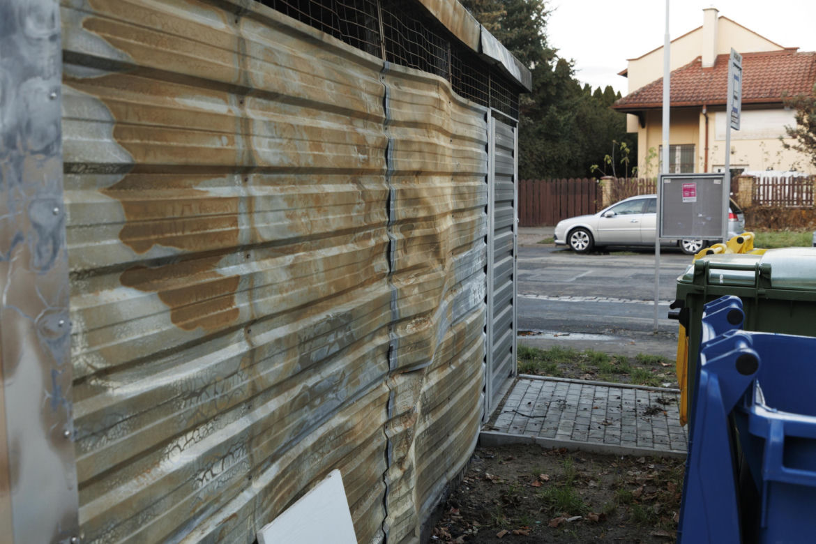 Babcia podpalaczka grasuje na osiedlu